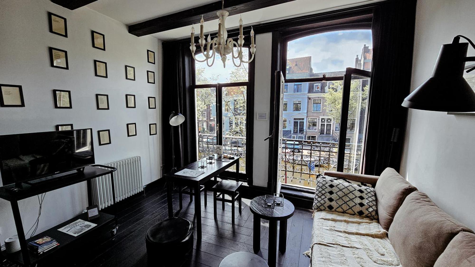 The Black Beauty Private Studio With Canal View From 1799 Άμστερνταμ Εξωτερικό φωτογραφία
